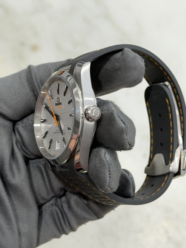 57_6e7cbf11-c7be-4cc2-a4e4-1986450fd20a 2023 Omega Seamaster Aqua Terra Automatic Rubber Strap Watch 220.12.41.21.02.002