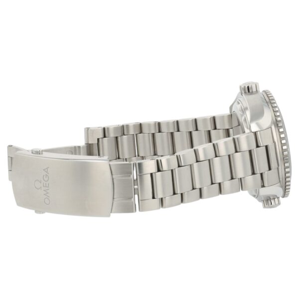 57_f229496a-e30e-4014-bb8e-d95ef49fcf30 Omega Seamaster Planet Ocean Oreo Black Dial 43.5mm Auto 215.33.44.22.01.001